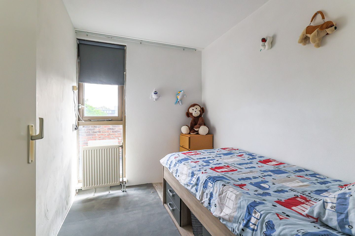 Photo 34 of Johannes Vermeerstraat 10