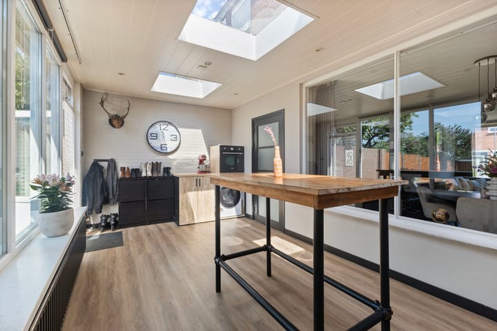 Tussenwoning te koop: Oude Heerweg 63, Velden