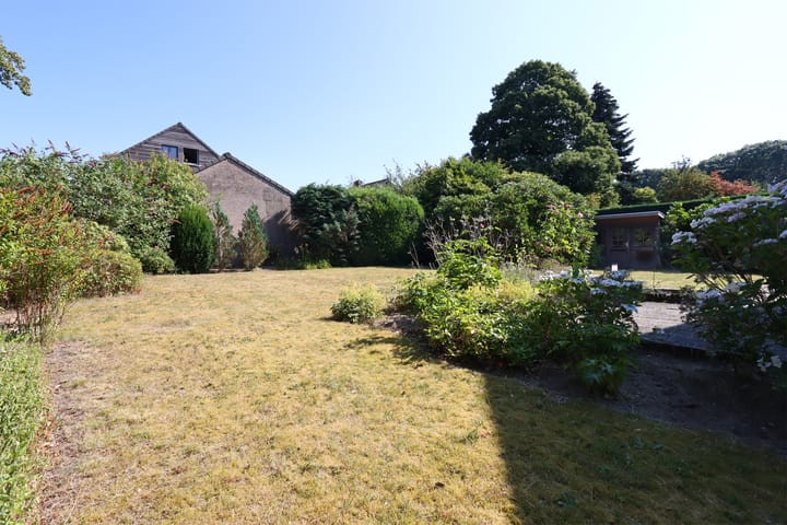 Vrijstaande woning te koop: van Stiphoutstraat 1, Groesbeek