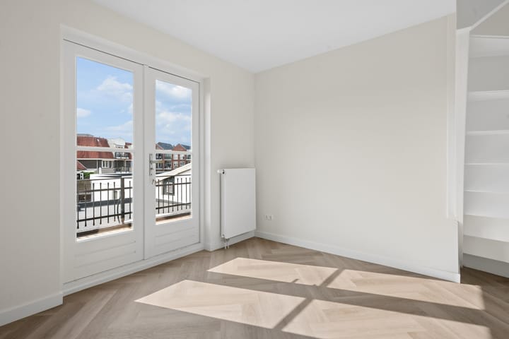 Twee-onder-één-kap te koop: Molenstraat 34, Rhenen
