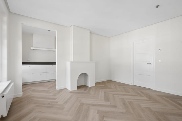 Twee-onder-één-kap te koop: Molenstraat 34, Rhenen