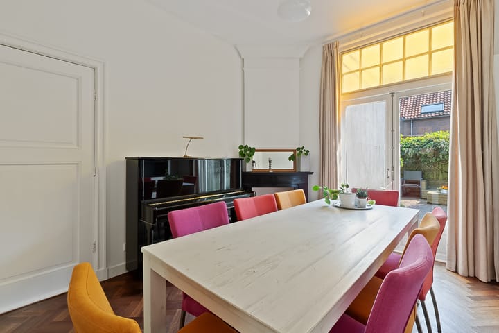 Tussenwoning te koop: Singel 34, Bussum