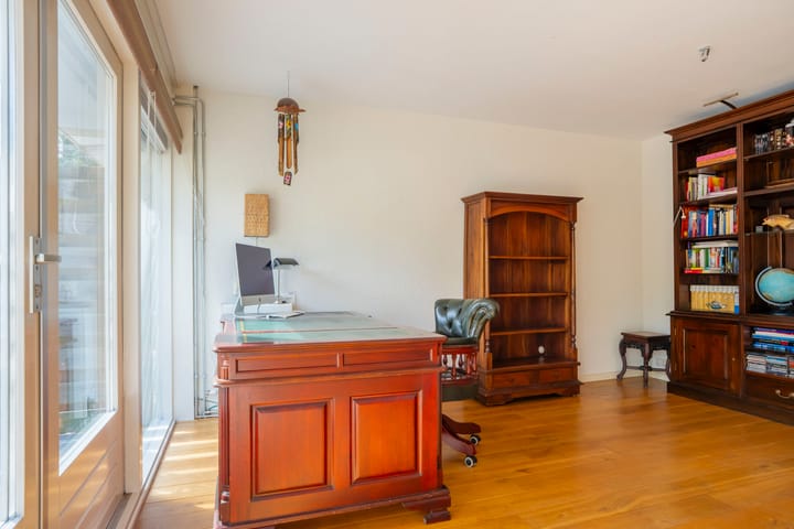 Tussenwoning te koop: Langenhorst 52, Ede