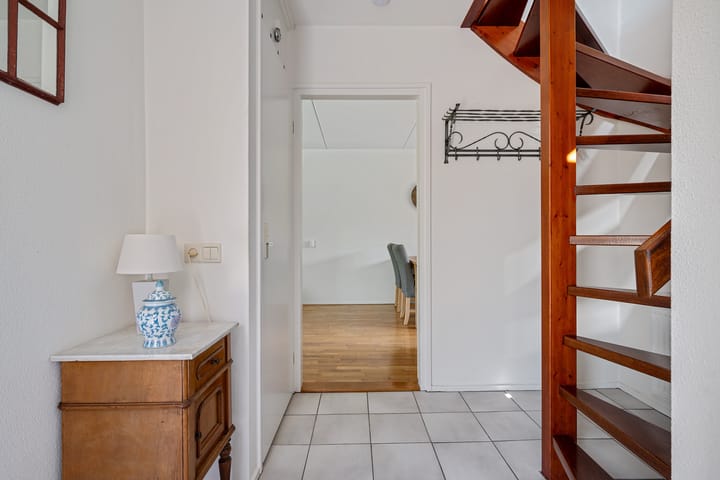 Tussenwoning te koop: Veenderij 7, Tolbert