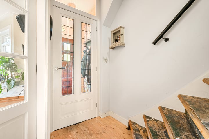 Tussenwoning te koop: Lorentzkade 82, Haarlem