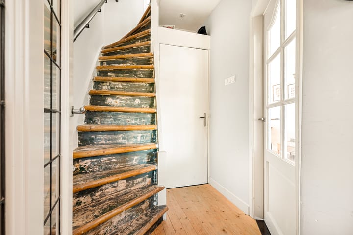 Tussenwoning te koop: Lorentzkade 82, Haarlem