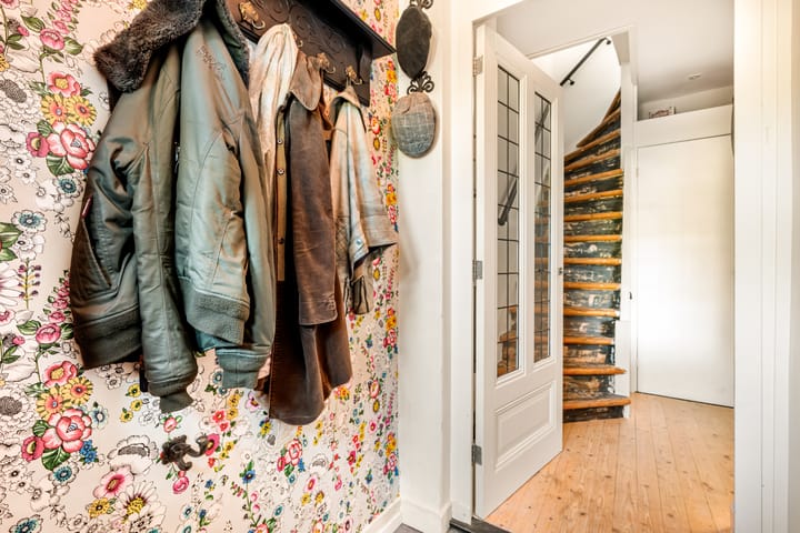 Tussenwoning te koop: Lorentzkade 82, Haarlem