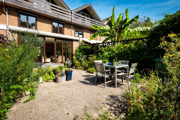 Tussenwoning te koop: Zuiderven 26, Zaandam