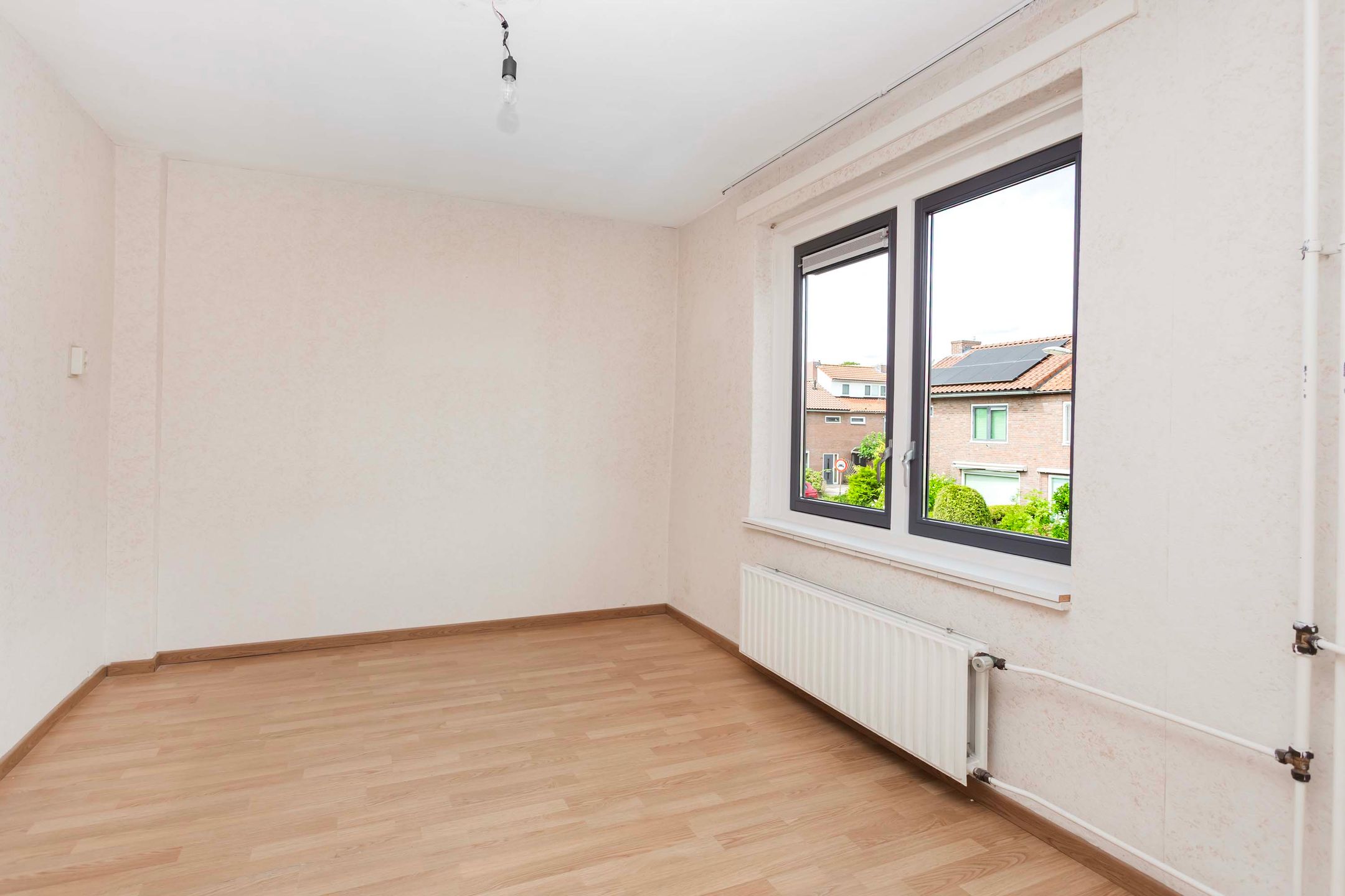 Photo 21 of Tuinfluiterstraat 5