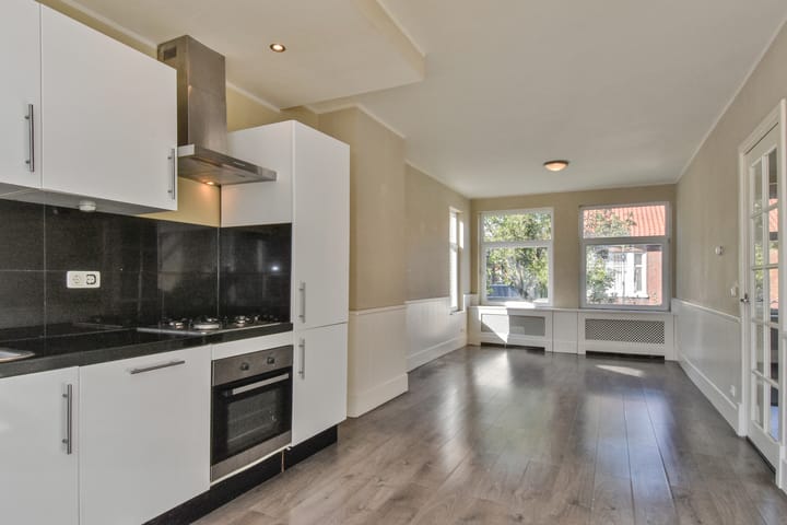 Appartement te koop: Piet Paaltjensstraat 72, 'S-Gravenhage