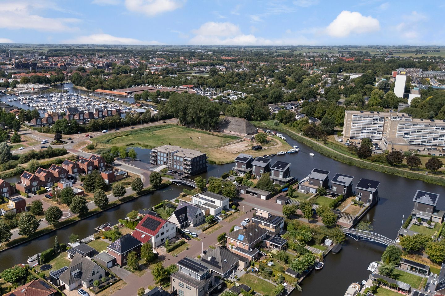 Foto 55 van Hoofden 1-104