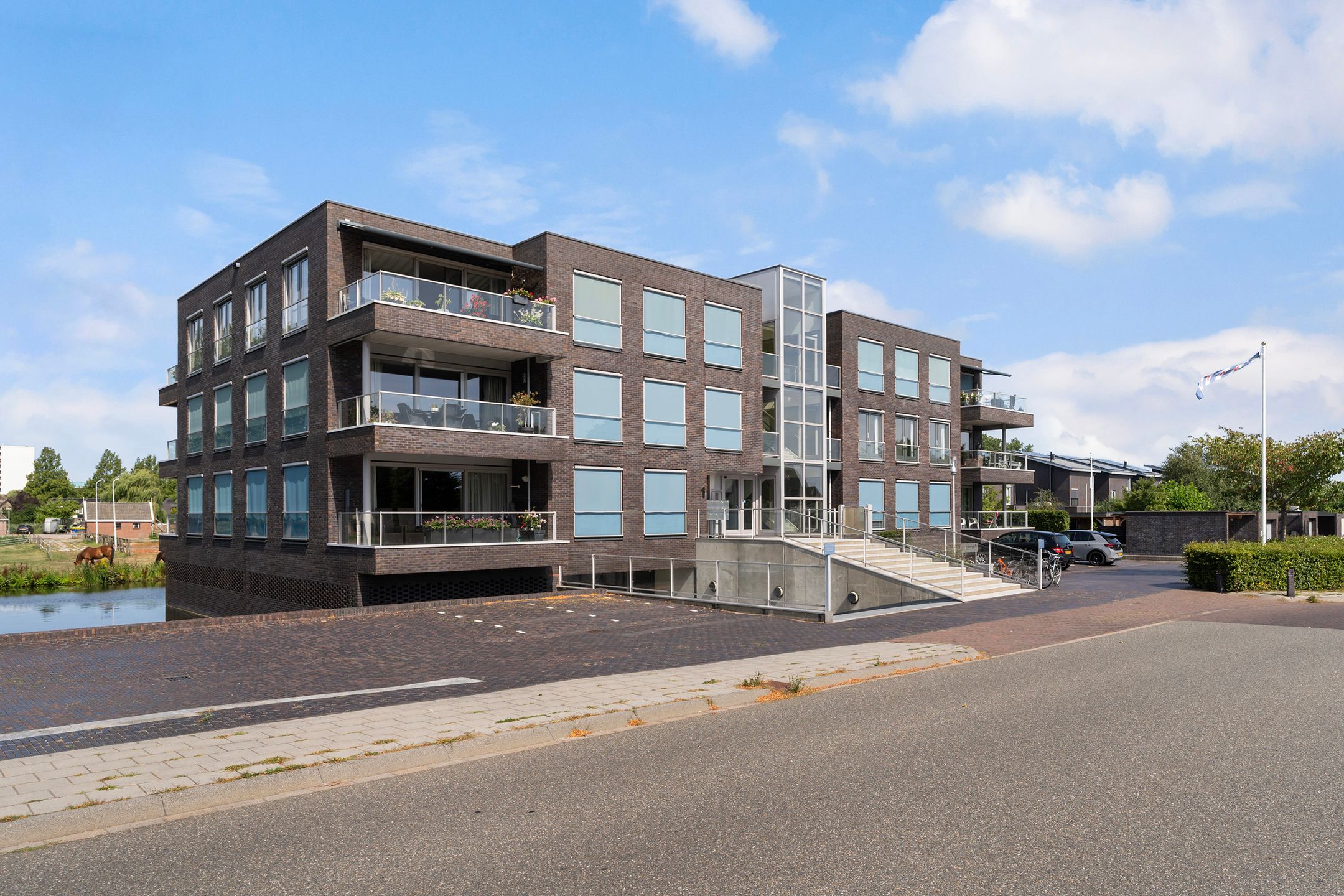 Foto 48 van Hoofden 1-104