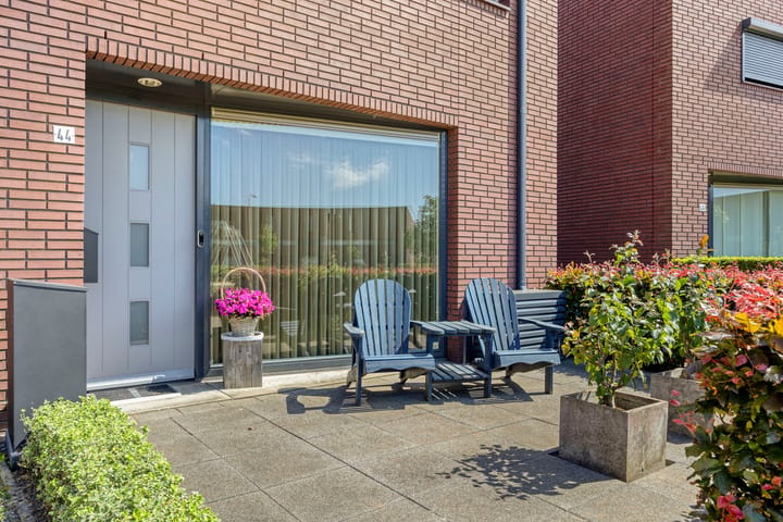 Hoekwoning te koop: Renswoudestraat 44, Tilburg