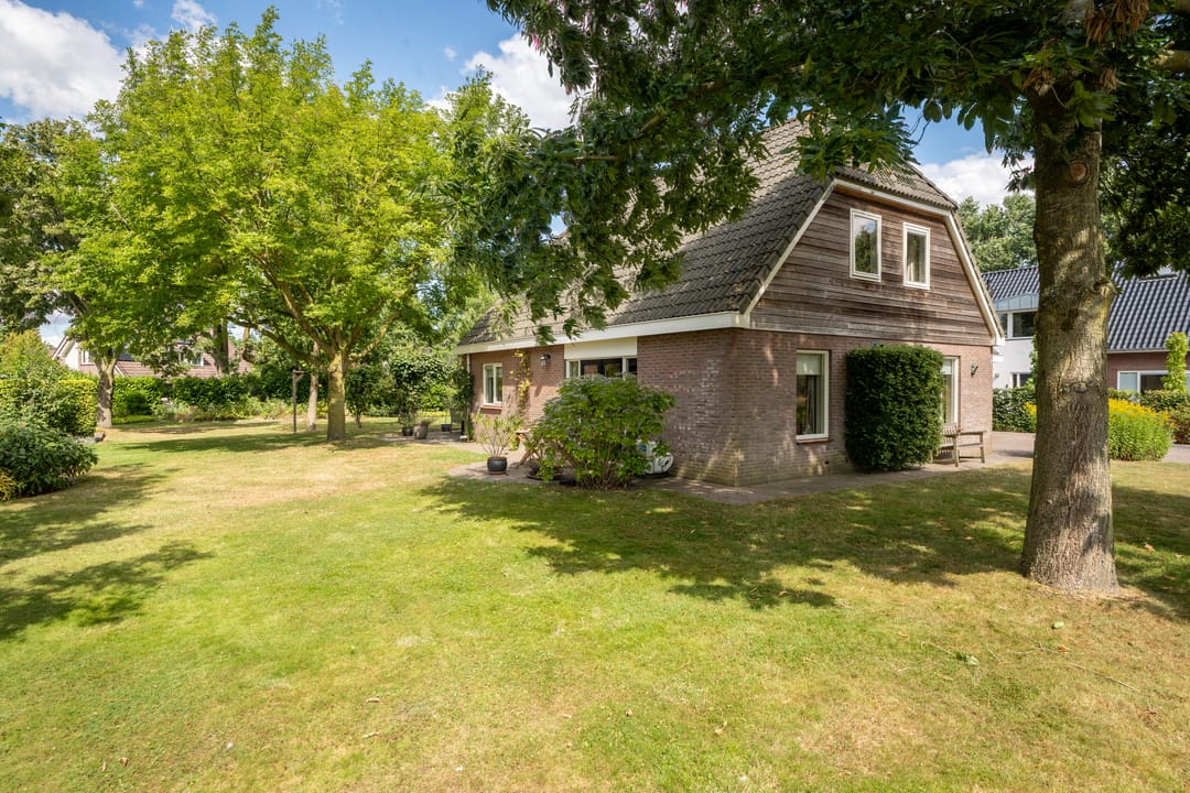 Photo 38 of Haneweg 33