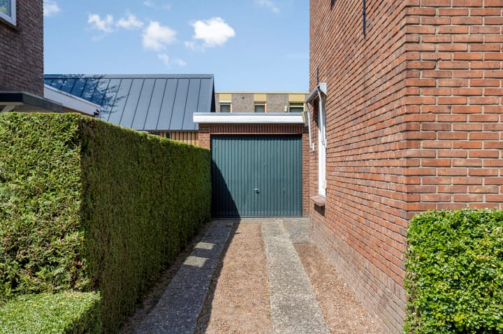 Photo 3 of Pastoor Sandersstraat 12