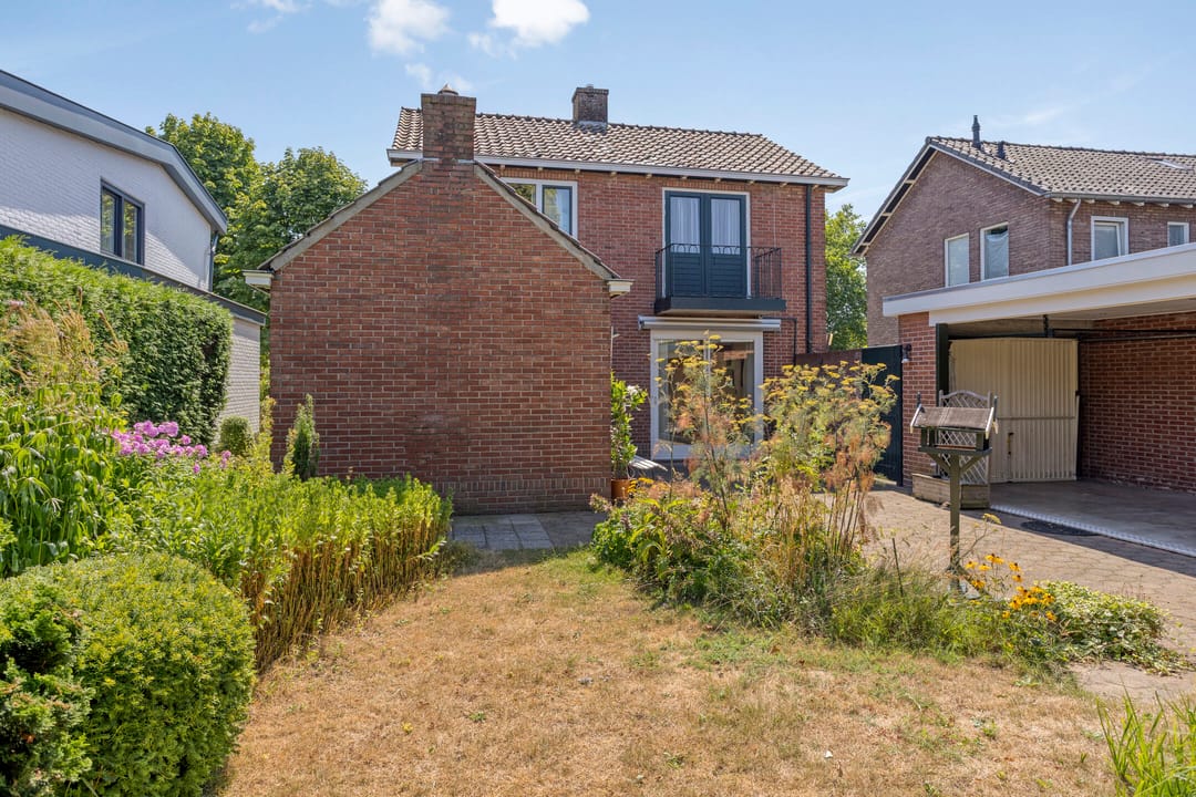 Photo 2 of Pastoor Sandersstraat 12