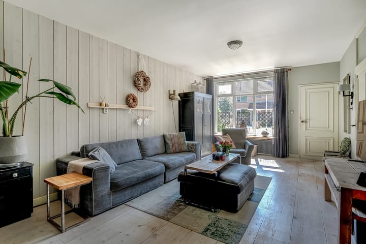 Tussenwoning te koop: Sleutelbloem 17, Opmeer