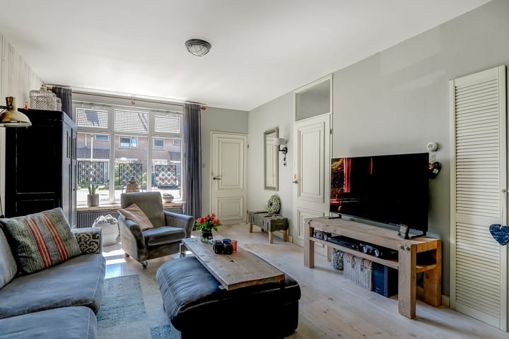 Tussenwoning te koop: Sleutelbloem 17, Opmeer