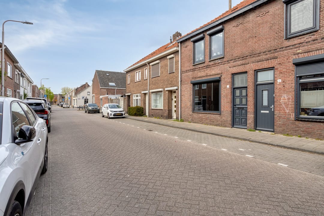 Photo 32 of Nieuwstraat 43