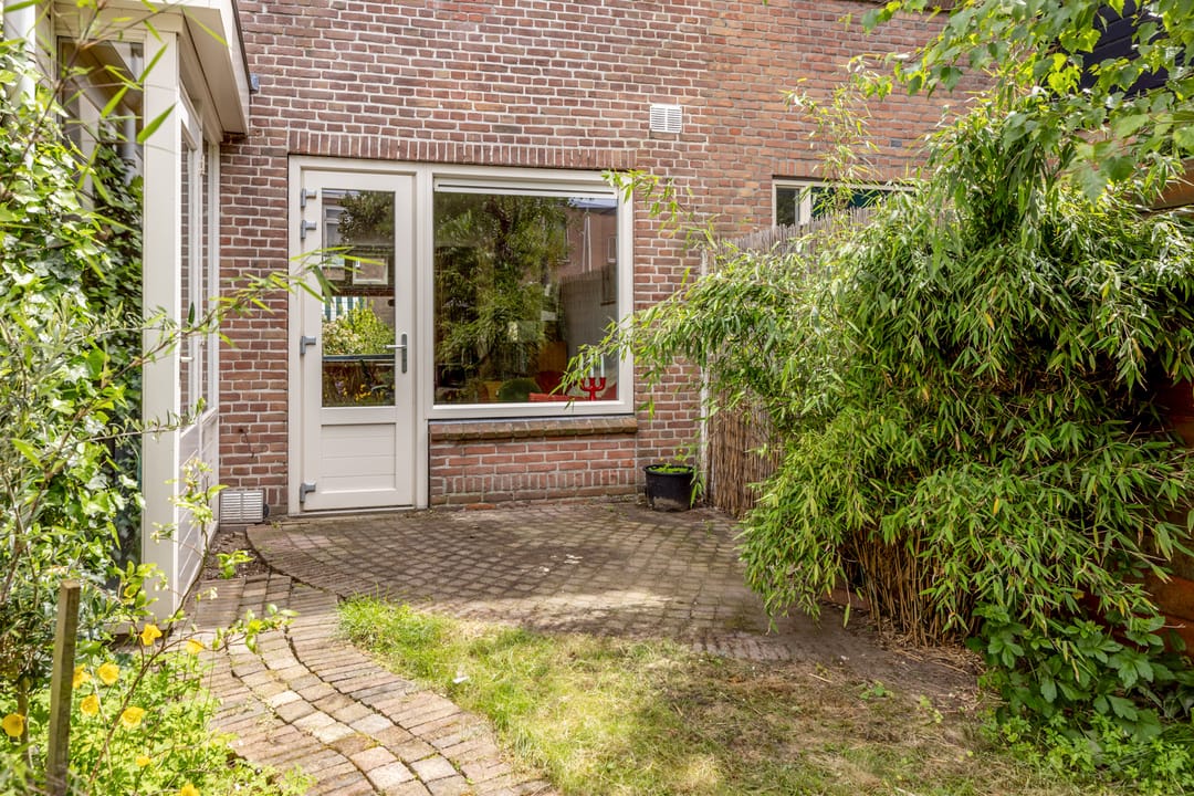 Photo 17 of Oosterstraat 29