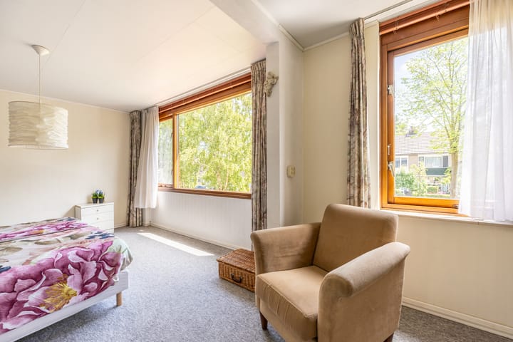 Tussenwoning te koop: Sikkelstraat 26, Nieuw-Vennep