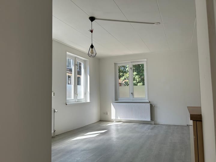 Studio te koop: St. Walburgstraat 4-11, Tiel