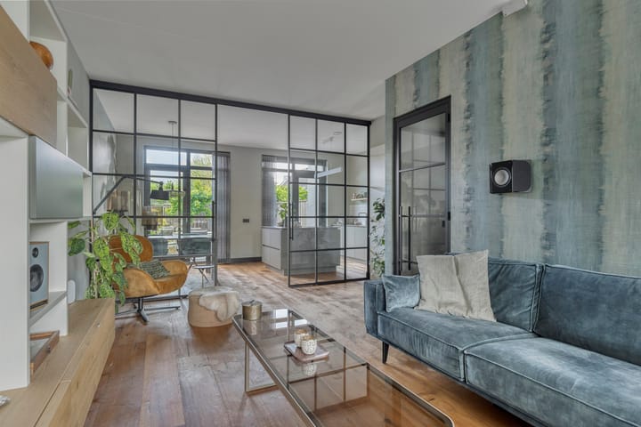 Photo 2 of Vedelplein 38