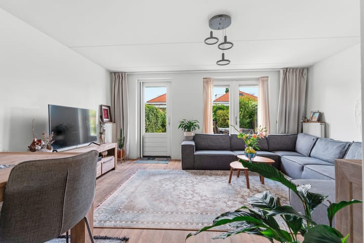 Tussenwoning te koop: Fruitlaan 30, Nijmegen