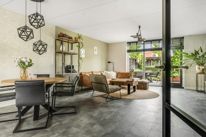 Tussenwoning te koop: Hallehuis 34, Voorthuizen