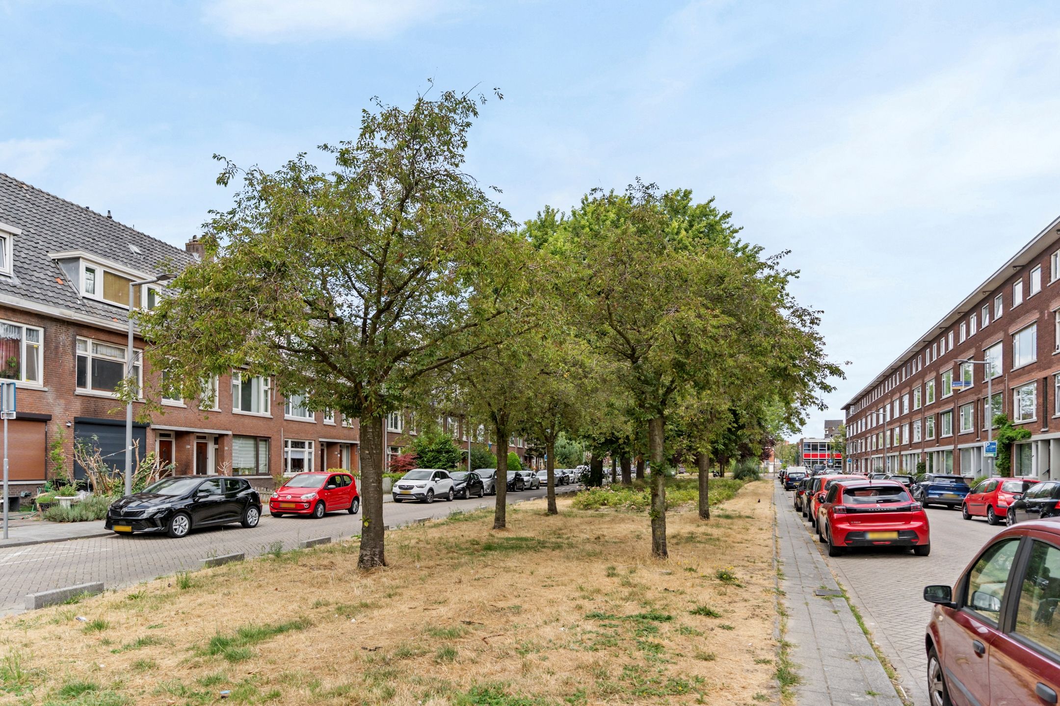Photo 42 of De Quackstraat 72-A