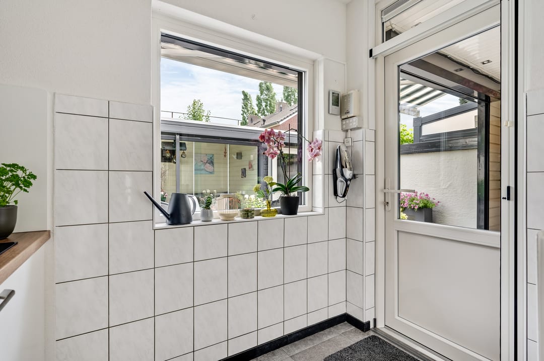 Photo 22 of Oogststraat 8