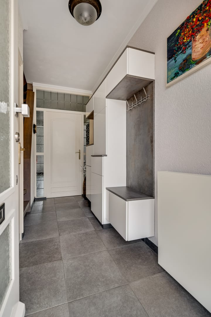 Tussenwoning te koop: Oogststraat 8, Weert