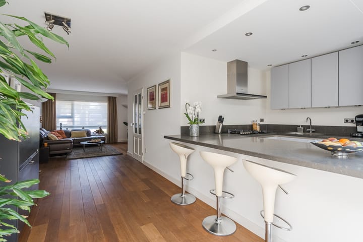 Hoekwoning te koop: St. Lucasstraat 8, Valkenswaard