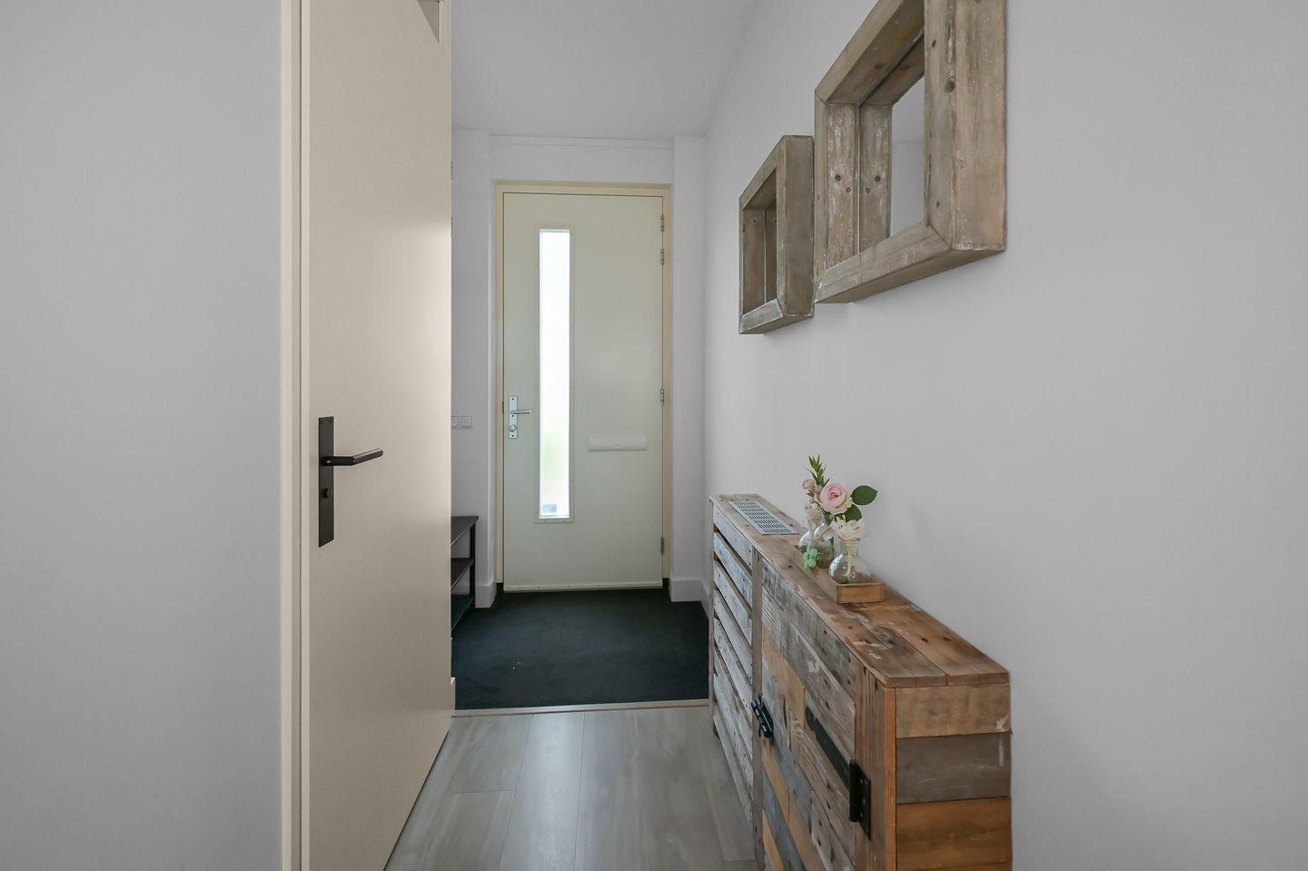 Photo 14 of Liguster 8