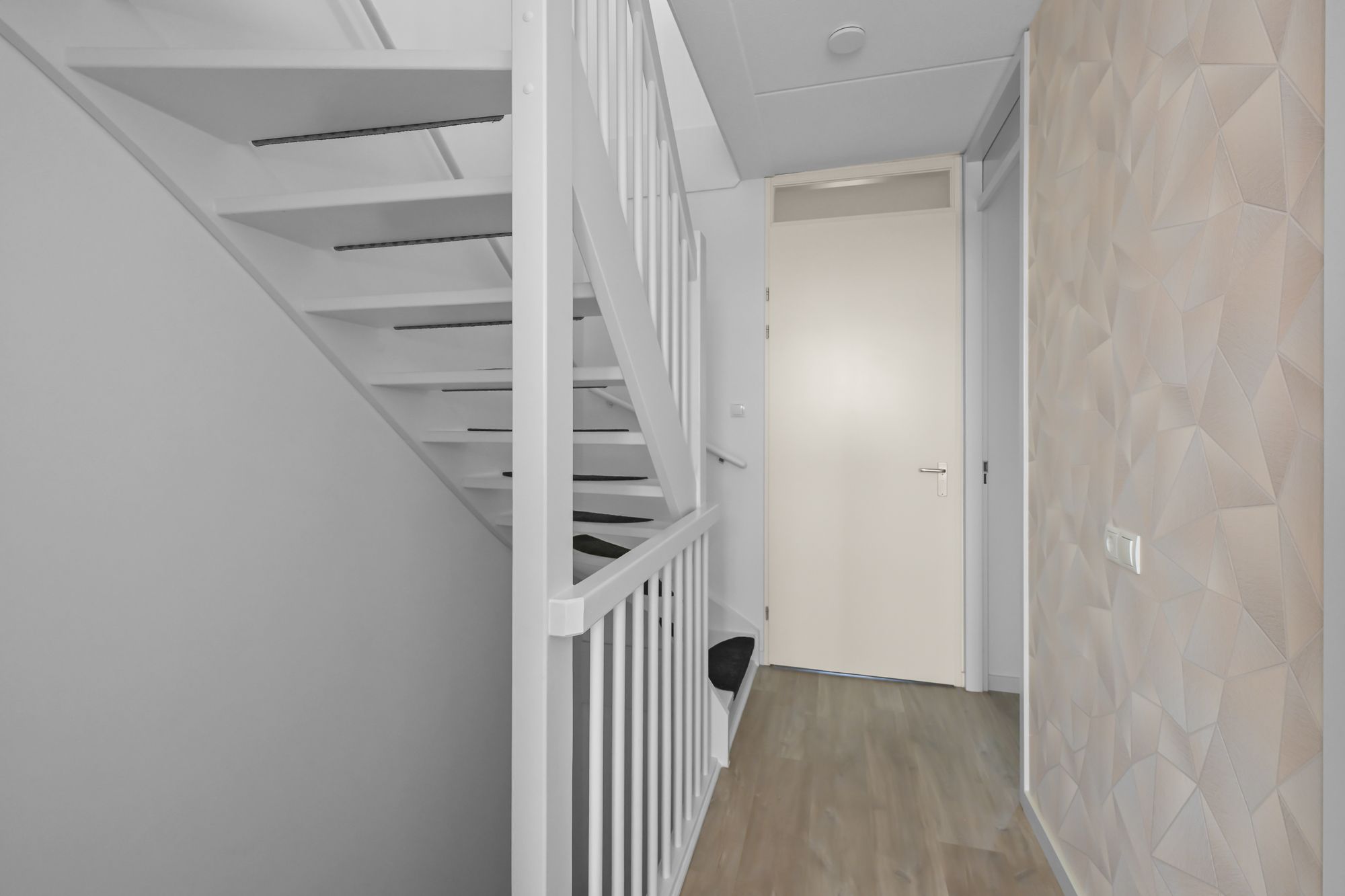 Photo 27 of Liguster 8