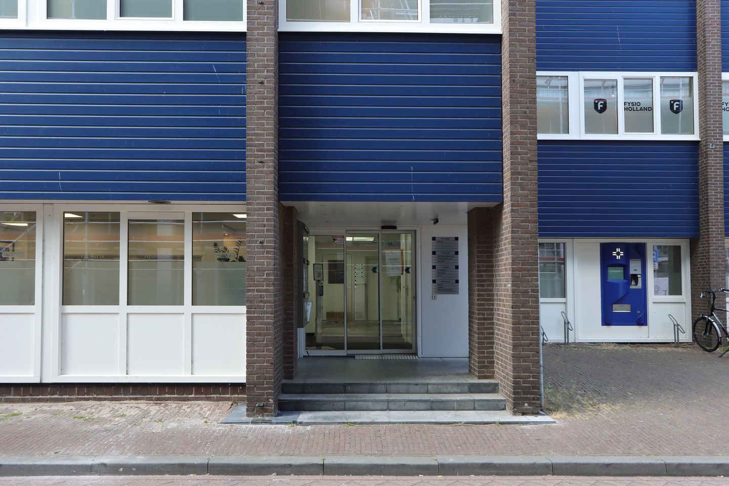 View photo 2 of Kerkstraat 90