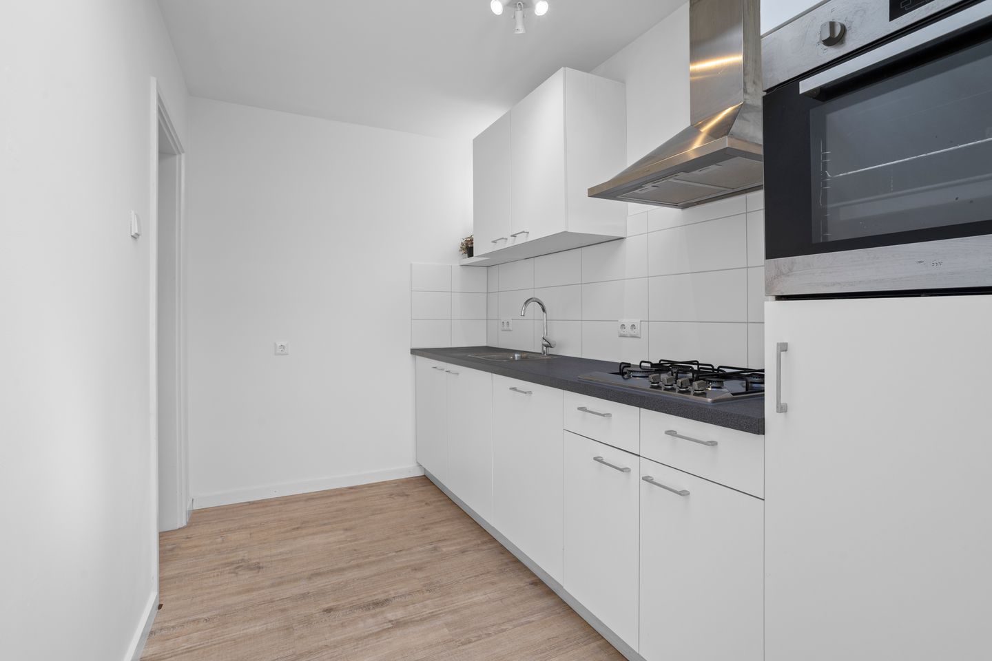 Foto 10 van Rijksweg 29-A