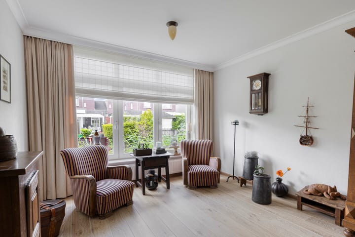 Twee-onder-één-kap te koop: Watervliet 62, Hoofddorp