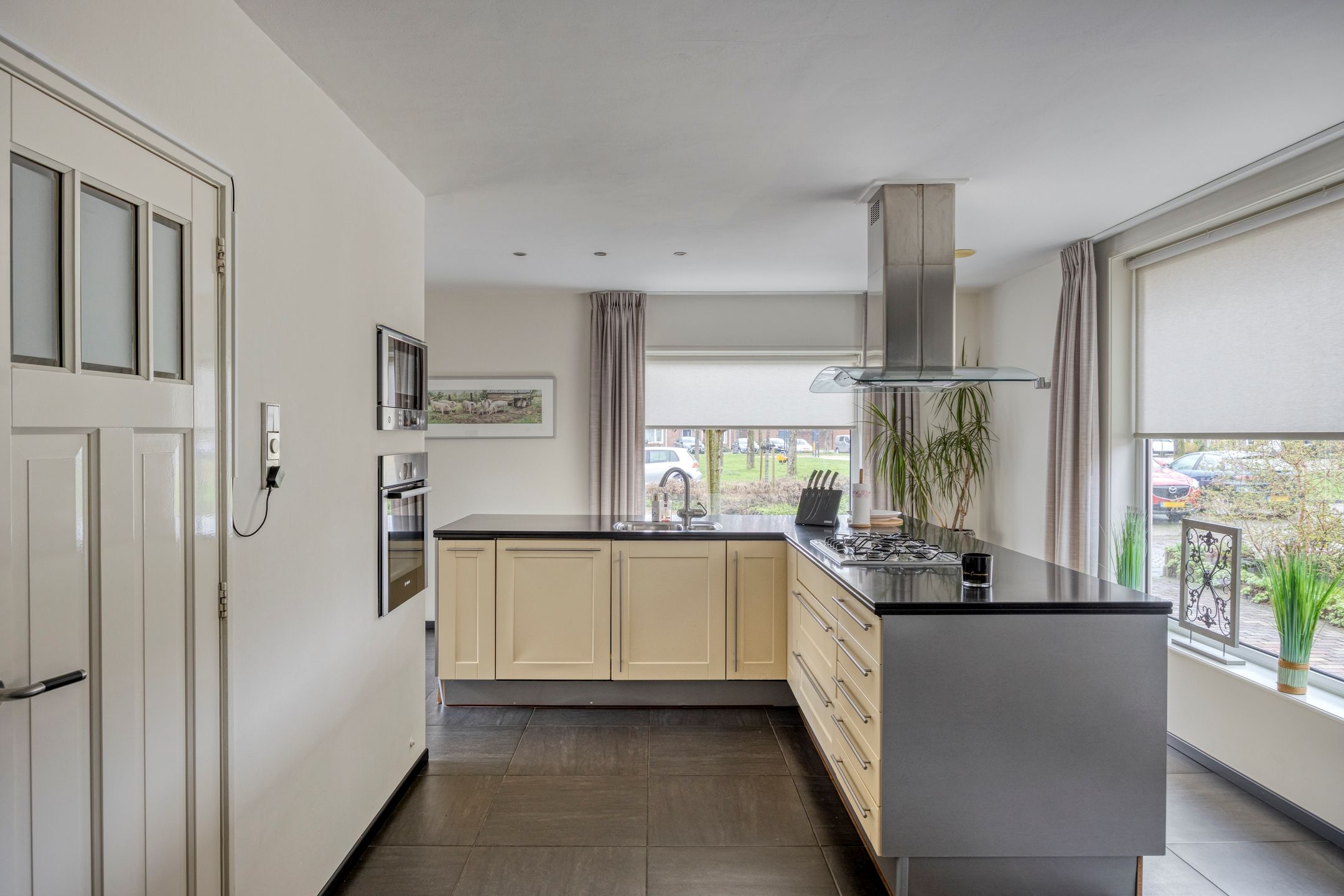 Photo 24 of Cornelis Oomestraat 44
