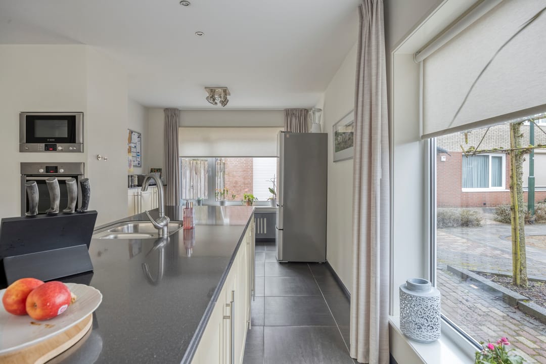 Photo 28 of Cornelis Oomestraat 44