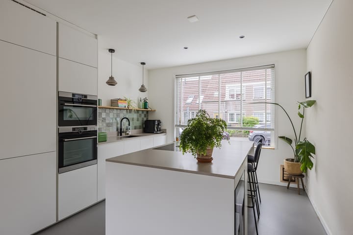 Tussenwoning te koop: Talmastraat 6, Amstelveen
