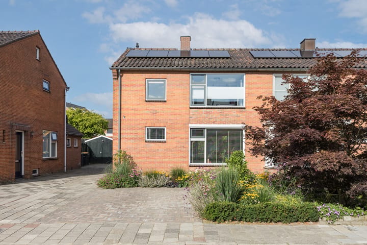 Photo 3 of Anne Frankstraat 21