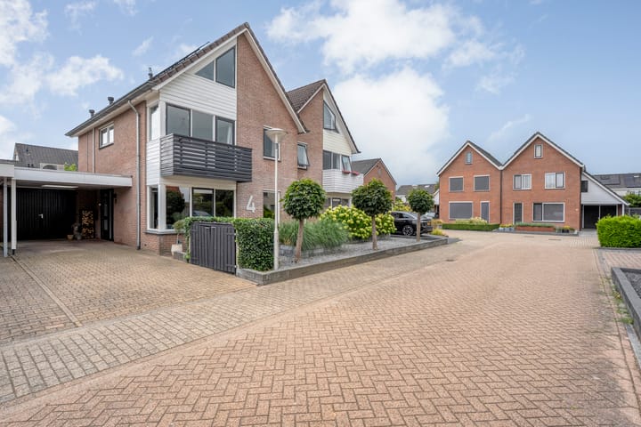 Photo 3 of Pinksterbloem 4