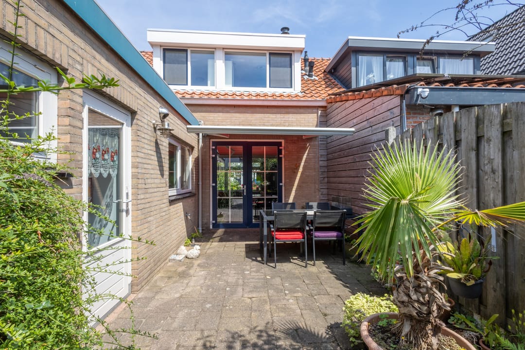 Foto 43 van Damstraat 74