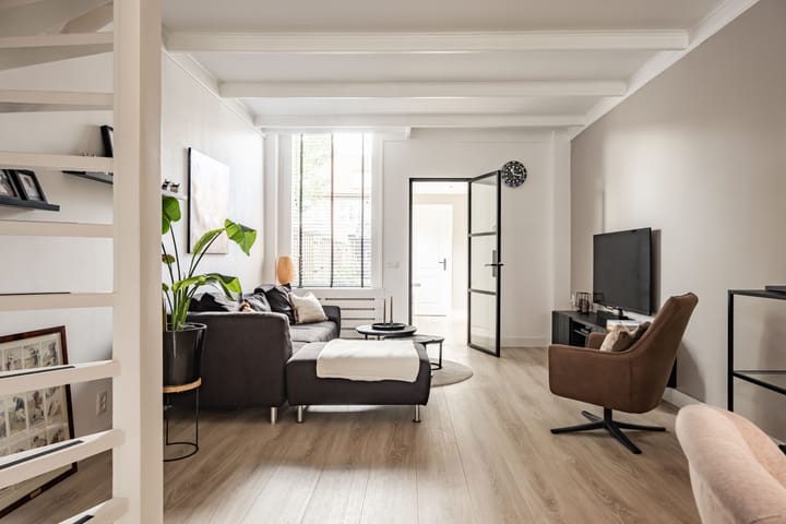 Hoekwoning te koop: Dwarsweg 12, Zeist