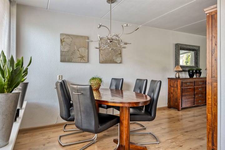Tussenwoning te koop: Nieuwe Tijningen 26, Zaltbommel