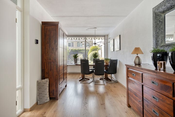 Tussenwoning te koop: Nieuwe Tijningen 26, Zaltbommel