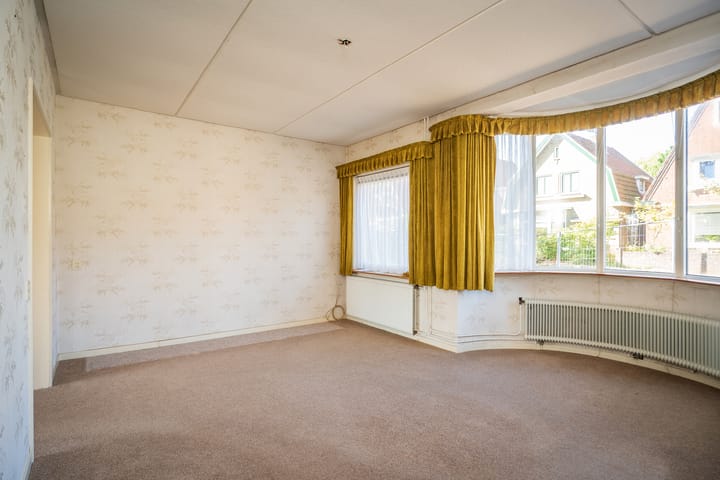 Tussenwoning te koop: Wilhelminalaan 84, Den Burg