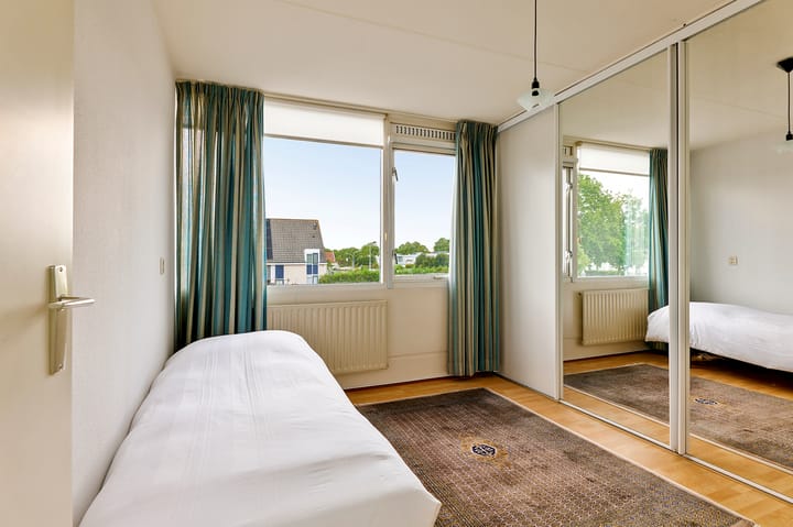 Tussenwoning te koop: Oosterdreef 63, Nieuw-Vennep