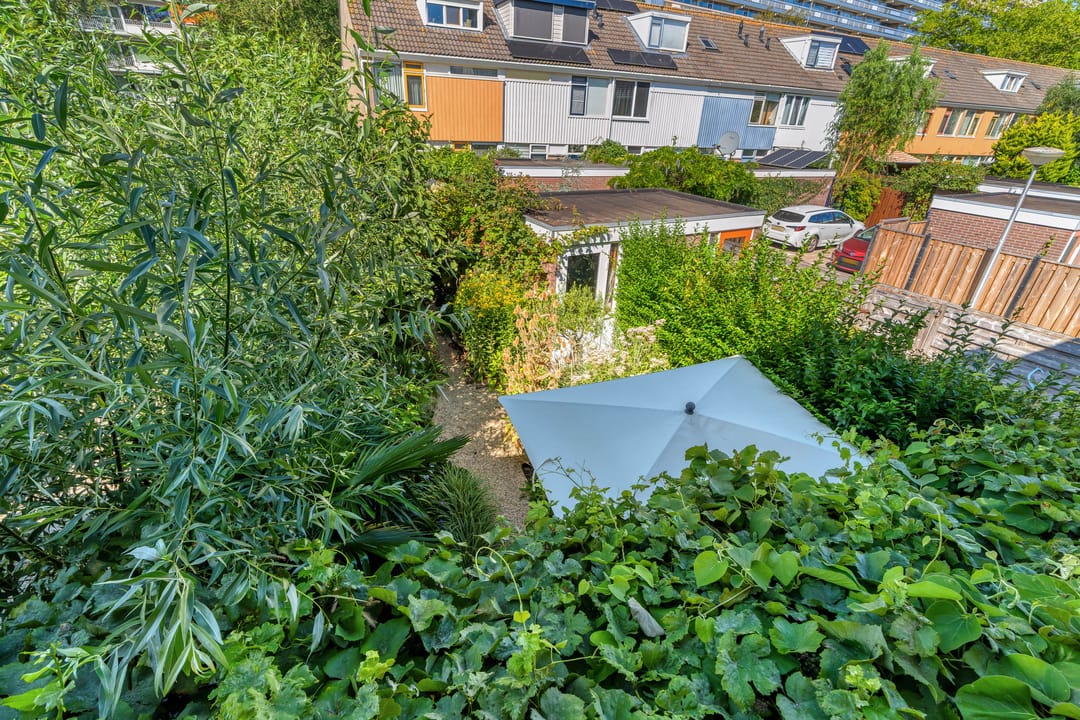 Photo 31 of Bizetstraat 34